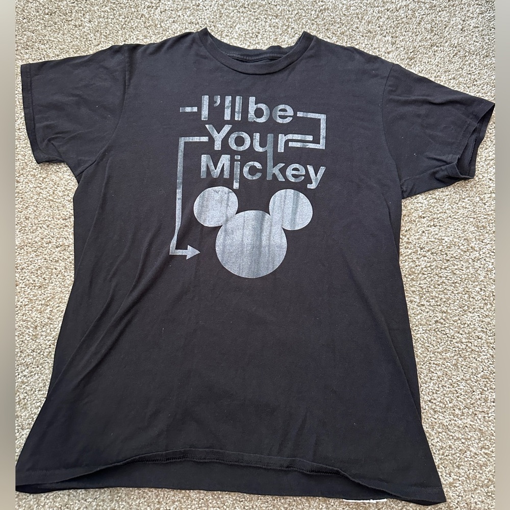 Disney Mickey Mouse Black Men’s Graphic T-Shirt Size Large Casual Cotton